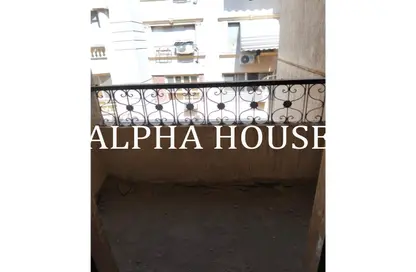 Apartment - 3 Bedrooms - 2 Bathrooms for sale in Salah Jaheen St. - 9th District - Obour City - Qalyubia