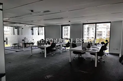 Office Space - Studio - 2 Bathrooms for rent in Hyde Park Business District Mall - South Teseen St. - The 5th Settlement - New Cairo City - Cairo