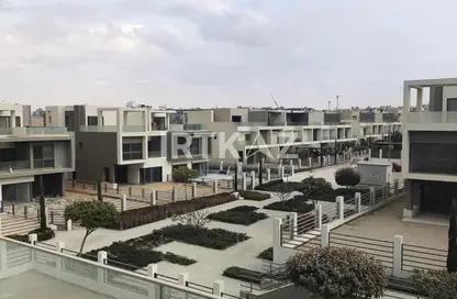 تاون هاوس - 5 غرف نوم - 4 حمامات للبيع في مون ريزيدنس - فيفث سكوير - التجمع الخامس - مدينة القاهرة الجديدة - القاهرة