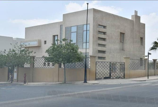 7934610 - Property Image 2