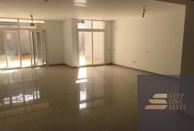 8202112 - Property Image 2