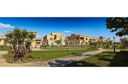 Villa - 4 Bedrooms - 4 Bathrooms for sale in Maxim Residence - 5th District - Shorouk City - Cairo