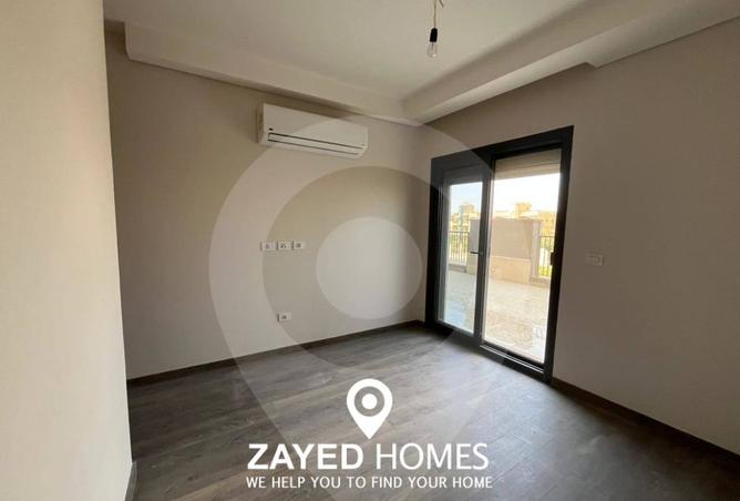 8273429 - Property Image 3