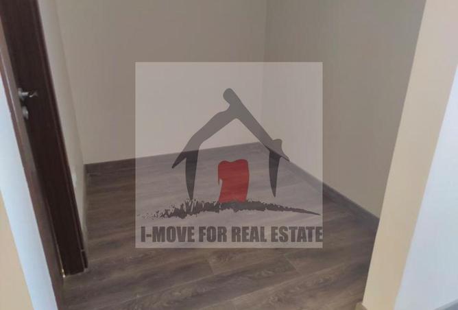 7727144 - Property Image 2
