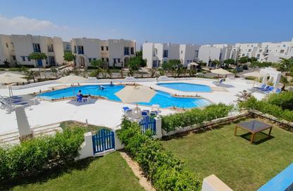 Chalet - 2 Bedrooms - 2 Bathrooms for sale in Mountain View - Ras Al Hekma - North Coast