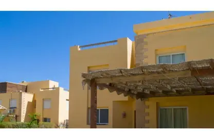 منزل مزدوج - 4 غرف نوم - 5 حمامات للبيع في العين باي - العين السخنة - السويس