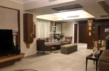 فيلا - 4 غرف نوم - 4 حمامات للبيع في ماونتن فيو تشيل اوت بارك - التوسعات الشمالية - مدينة 6 أكتوبر - الجيزة