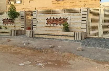 Villa - 3 Bedrooms - 2 Bathrooms for sale in Gate 3 - Menkaure - Hadayek El Ahram - Giza