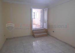 شقة - 2 غرف نوم - 1 حمام for للايجار in شارع إسماعيل عيد - كليوباترا - حي شرق - الاسكندرية