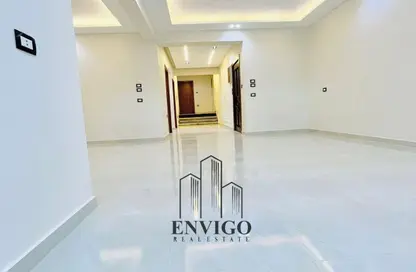 شقة - 3 غرف نوم - 2 حمامات للبيع في شارع نبيل خليل - المنطقة السادسة - مدينة نصر - القاهرة