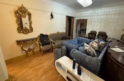 Apartment - 3 Bedrooms - 2 Bathrooms for sale in Ahmed Orabi St. - Mohandessin - Giza