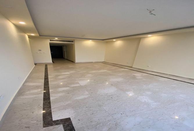 8010245 - Property Image 3