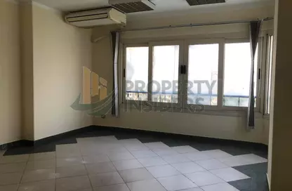 مساحات مكتبية - استوديو - 3 حمامات للايجار في شارع البطل احمد عبد العزيز - المهندسين - الجيزة