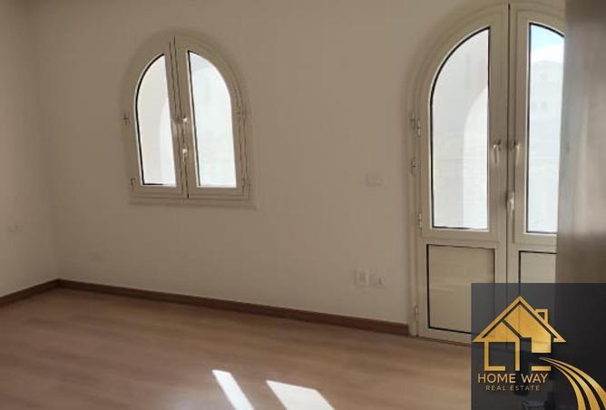 8198322 - Property Image 3