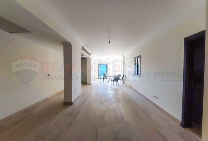 8056874 - Property Image 3