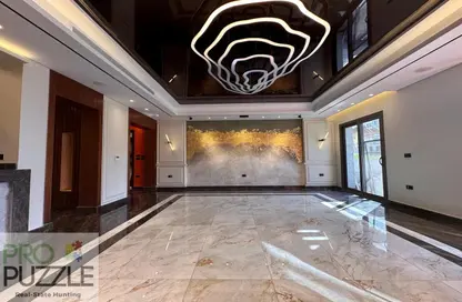 Apartment - 3 Bedrooms - 3 Bathrooms for sale in Eastown - 5th Settlement Compounds - The 5th Settlement - New Cairo City - Cairo