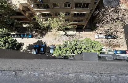 Apartment - 3 Bedrooms - 2 Bathrooms for sale in Zainab Kamel Hassan St. - Dokki - Giza