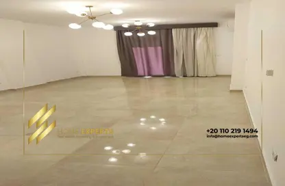 شقة - 3 غرف نوم - 3 حمامات للايجار في مون ريزيدنس - فيفث سكوير - التجمع الخامس - مدينة القاهرة الجديدة - القاهرة