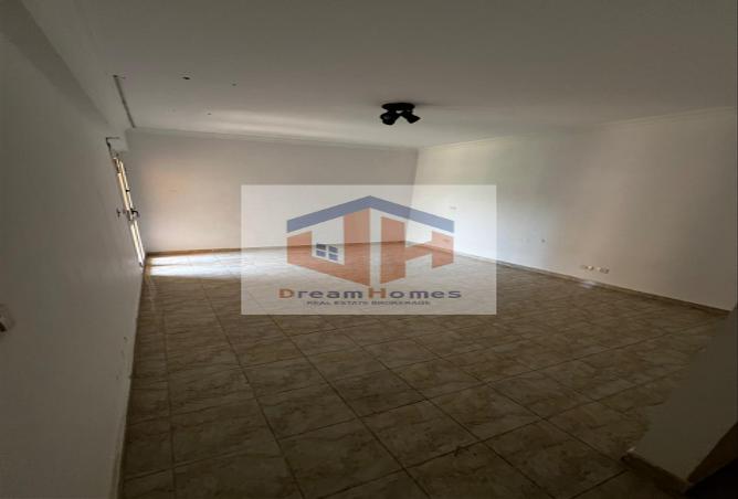 7988041 - Property Image 3