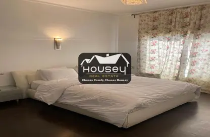 Apartment - 2 Bedrooms - 1 Bathroom for rent in The Village - South Investors Area - New Cairo City - Cairo