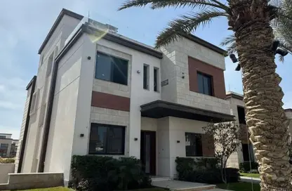 Villa - 4 Bedrooms - 4 Bathrooms for sale in Azzar - 5th Settlement Compounds - The 5th Settlement - New Cairo City - Cairo