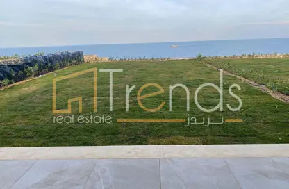 منزل مزدوج - 3 غرف نوم - 3 حمامات للبيع في تلال السخنة - العين السخنة - السويس