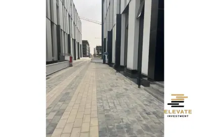 مكتب عمل جماعي - استوديو للايجار في مول هايد بارك بيزنس - شارع التسعين الجنوبي - التجمع الخامس - مدينة القاهرة الجديدة - القاهرة