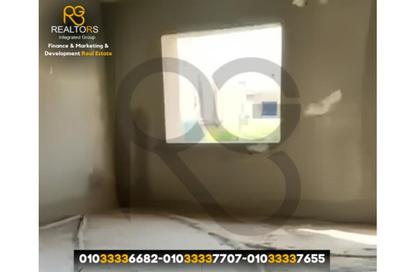 Villa - 6 Bedrooms - 6 Bathrooms for sale in Rayhana Compound - Al Wahat Road - 6 October City - Giza