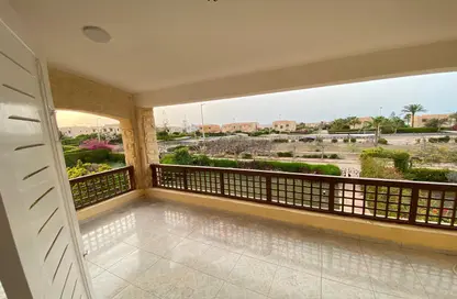 Villa - 4 Bedrooms - 2 Bathrooms for sale in Marina 4 - Marina - Al Alamein - North Coast