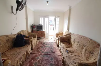 Apartment - 2 Bedrooms - 1 Bathroom for sale in Gamal Abdel Nasser Road - Sidi Beshr - Hay Awal El Montazah - Alexandria