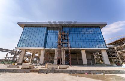 Office Space - Studio - 1 Bathroom for sale in Golden Gate - South Teseen St. - The 5th Settlement - New Cairo City - Cairo