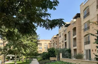 Apartment - 2 Bedrooms - 1 Bathroom for sale in Stone Residence - 5th Settlement Compounds - The 5th Settlement - New Cairo City - Cairo