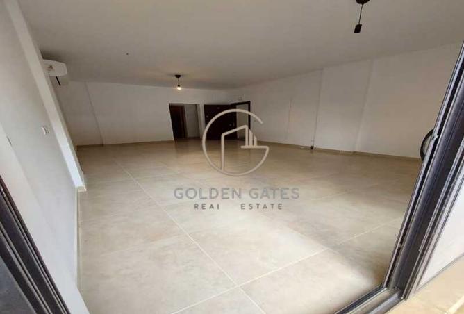 8220168 - Property Image 2