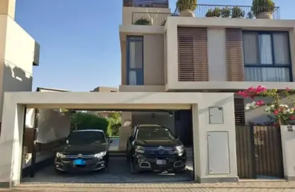 Townhouse - 4 Bedrooms - 5 Bathrooms for sale in Sodic East - 6th District - New Heliopolis - Cairo
