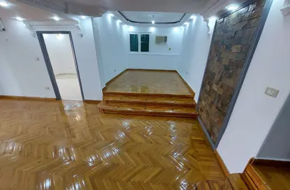 شقة - 2 غرف نوم - 1 حمام للايجار في المهندسين - الجيزة