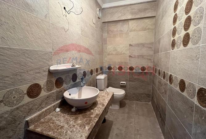 8332577 - Property Image 3