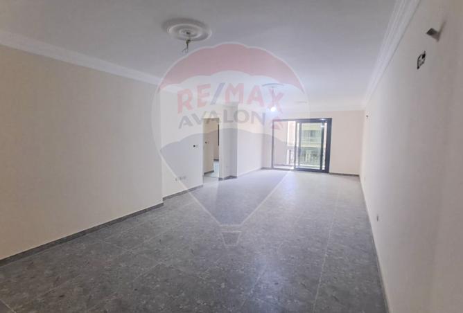 7987544 - Property Image 2