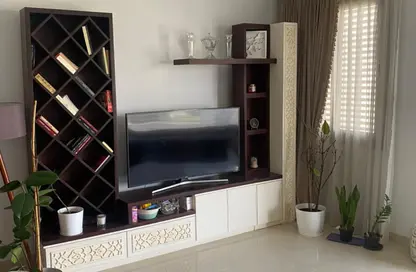 Apartment - 2 Bedrooms - 2 Bathrooms for sale in Village Gardens Katameya - 5th Settlement Compounds - The 5th Settlement - New Cairo City - Cairo