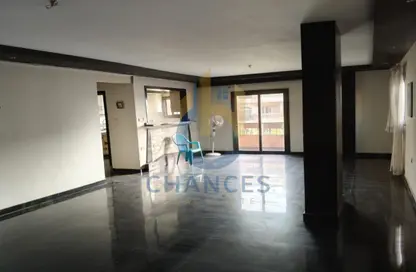 Apartment - 3 Bedrooms - 2 Bathrooms for sale in Al Arqam Ibn Abi Al Arqam St. - El Mearag City - Zahraa El Maadi - Hay El Maadi - Cairo
