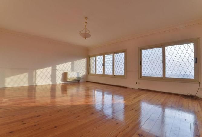 8073180 - Property Image 3