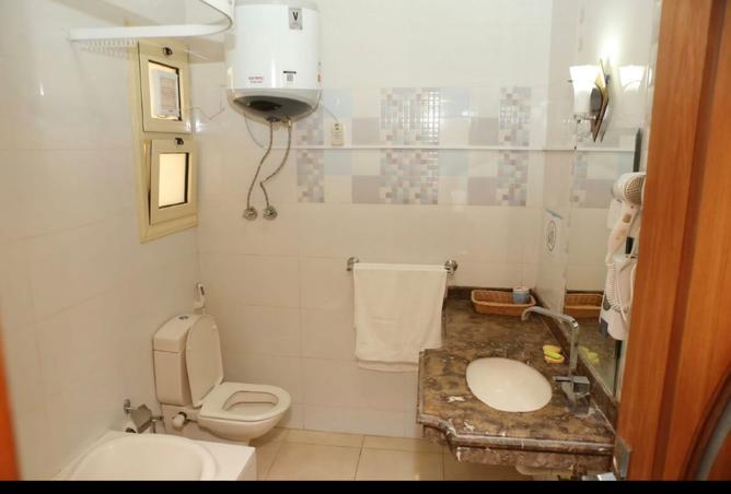 8392061 - Property Image 2