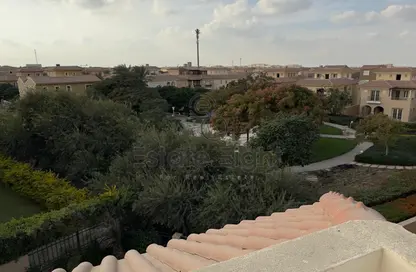 Villa - 6 Bedrooms - 4 Bathrooms for sale in Hyde Park - 5th Settlement Compounds - The 5th Settlement - New Cairo City - Cairo
