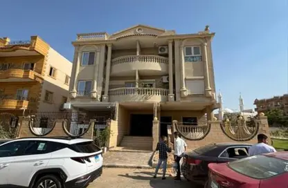 دوبلكس - 3 غرف نوم - 3 حمامات للبيع في المجاورة الخامسة - الحي الثالث شرق - مدينة الشروق - القاهرة