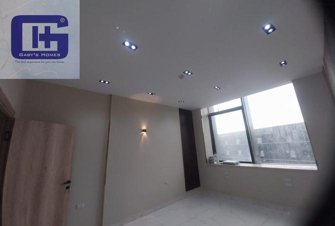 8065677 - Property Image 3