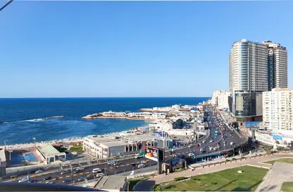 شقة - 3 غرف نوم - 2 حمامات للايجار في شارع عبداللطيف الصوفانى - سيدي جابر - حي شرق - الاسكندرية