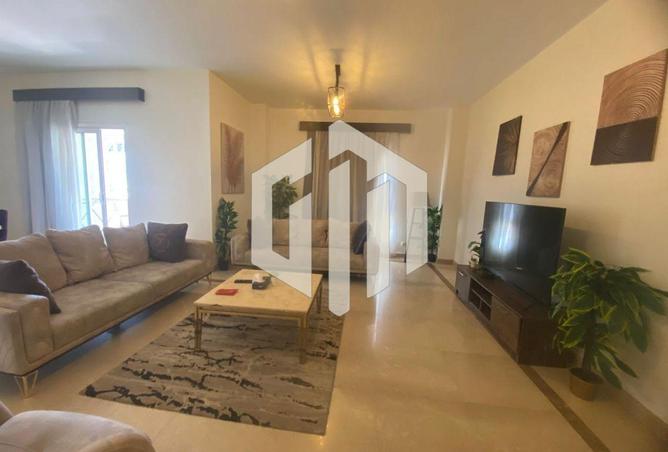 8253987 - Property Image 2