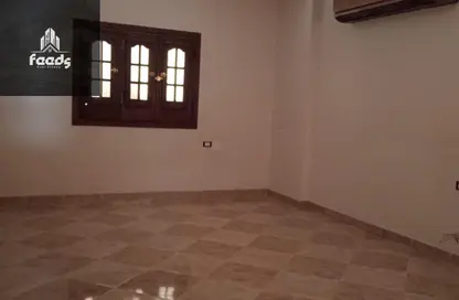 شقة - 2 غرف نوم - 1 حمام للايجار في غرب الجولف - كمبوندات القطامية - القطامية - مدينة القاهرة الجديدة - القاهرة