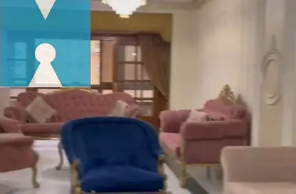 شقة - 3 غرف نوم - 3 حمامات للبيع في شارع البصره - المهندسين - الجيزة