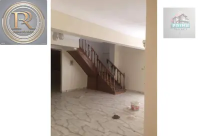 دوبلكس - 3 غرف نوم - 2 حمامات للايجار في الحي السابع - الشيخ زايد - الجيزة