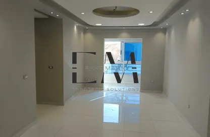 Clinic - Studio - 1 Bathroom for rent in Al Marshedy Road - 10th District - Nasr City - Cairo